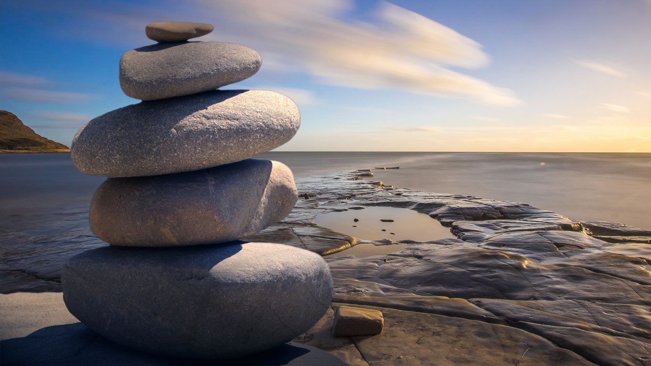 Mindfulness și bunăstare: îmbrățișarea Mindfulness pentru o viață echilibrată